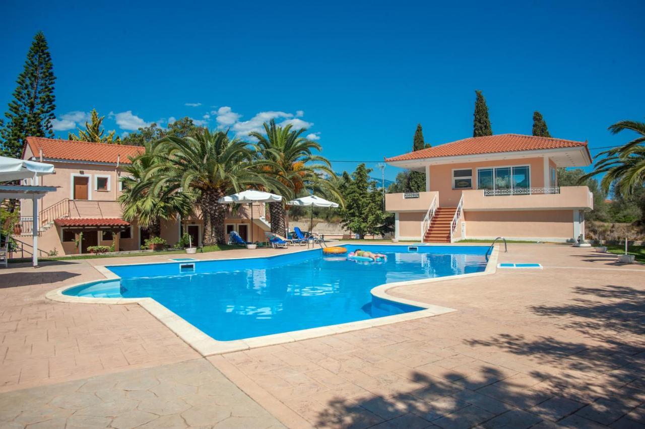Helena Inn Svoronata Luaran gambar