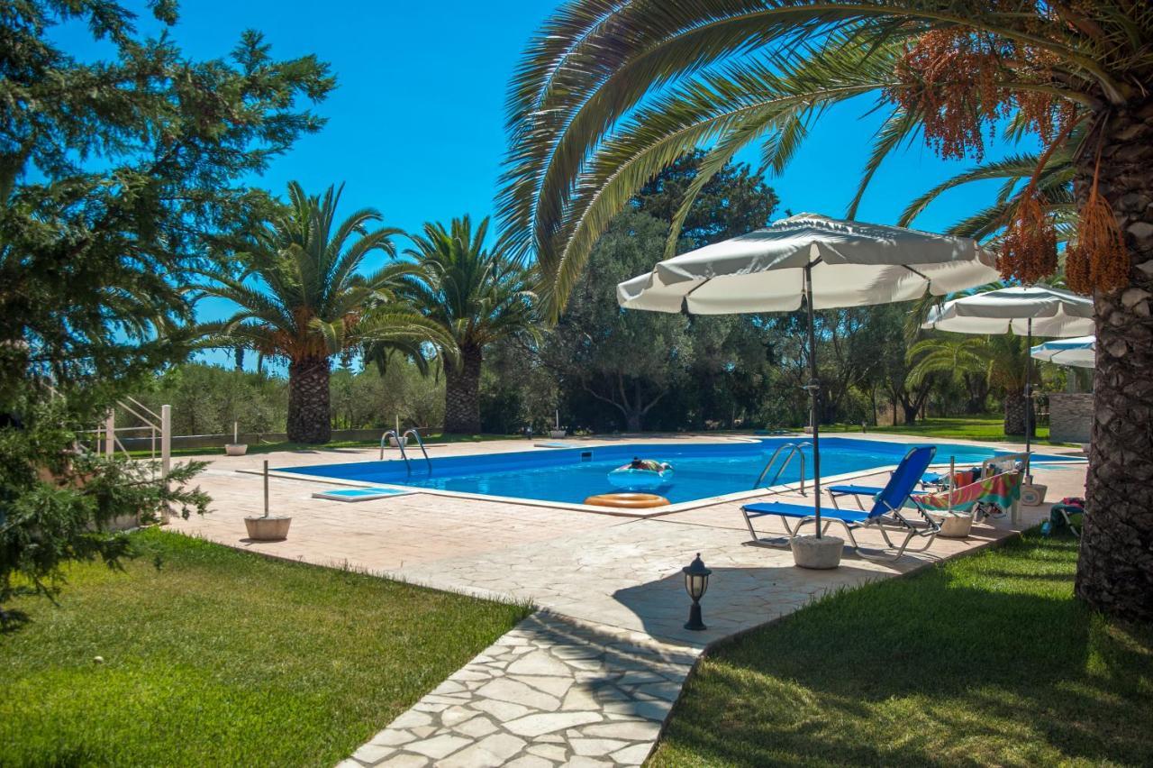 Helena Inn Svoronata Luaran gambar