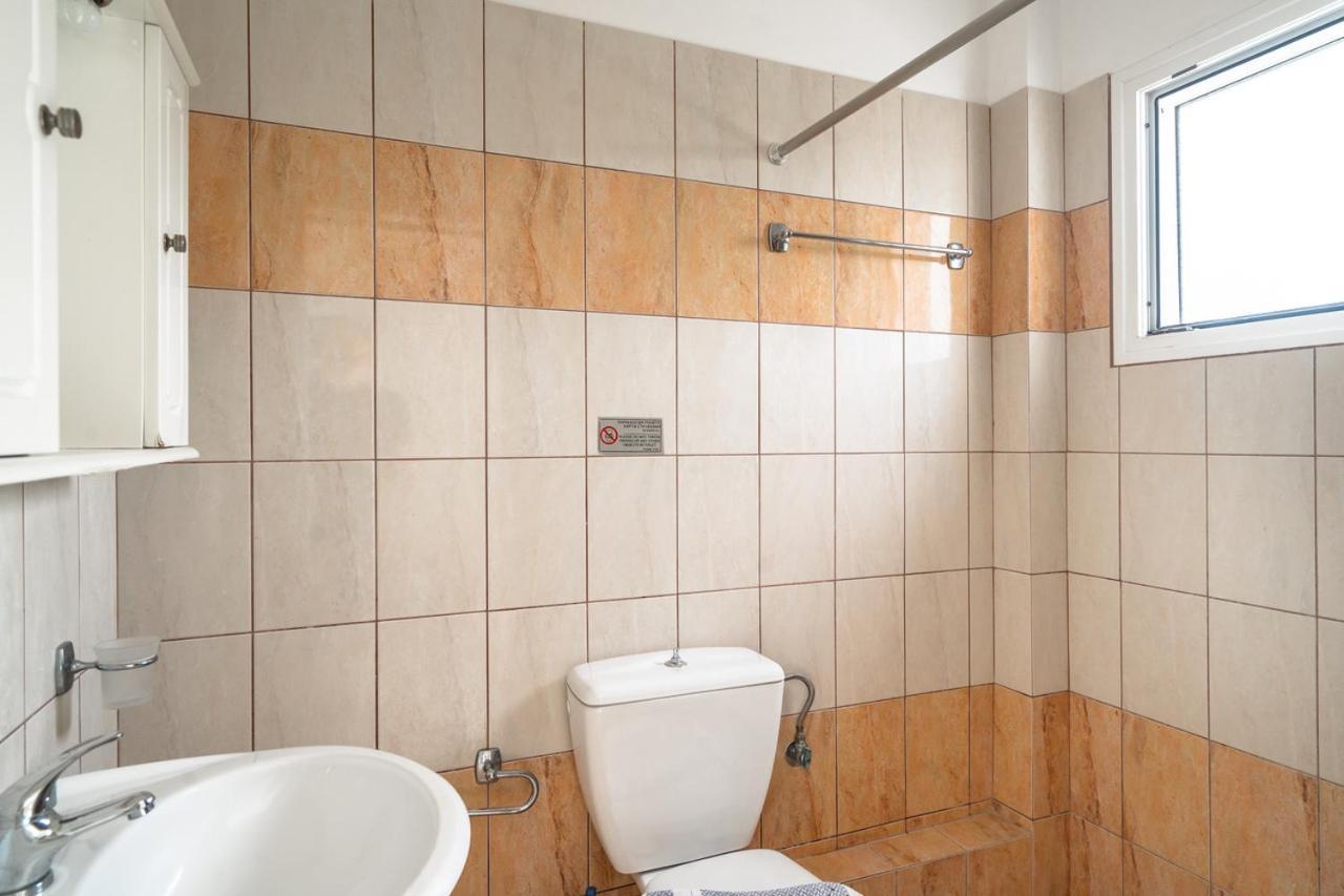 Helena Inn Svoronata Luaran gambar