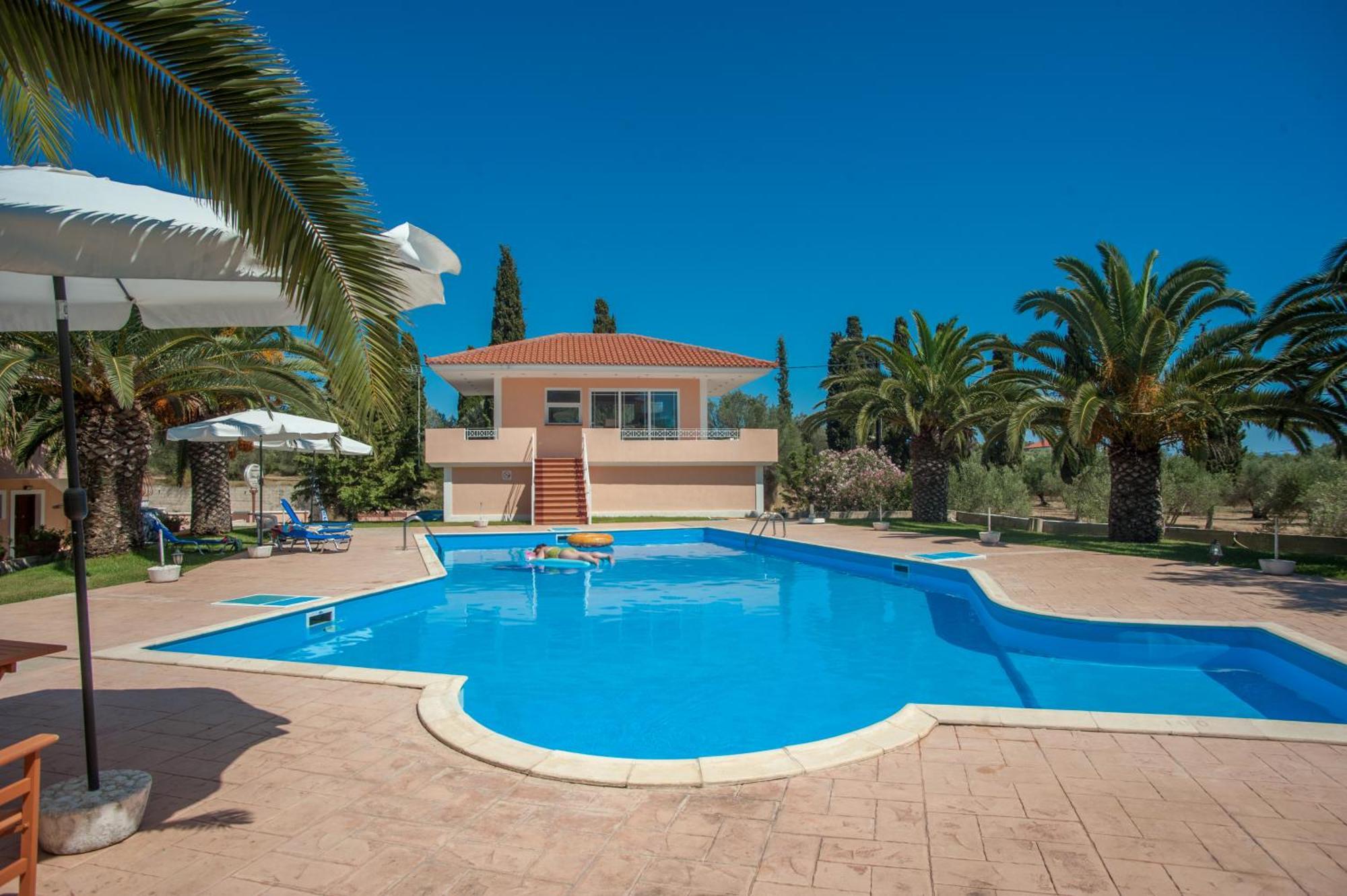 Helena Inn Svoronata Luaran gambar