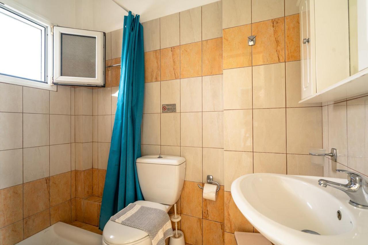 Helena Inn Svoronata Luaran gambar