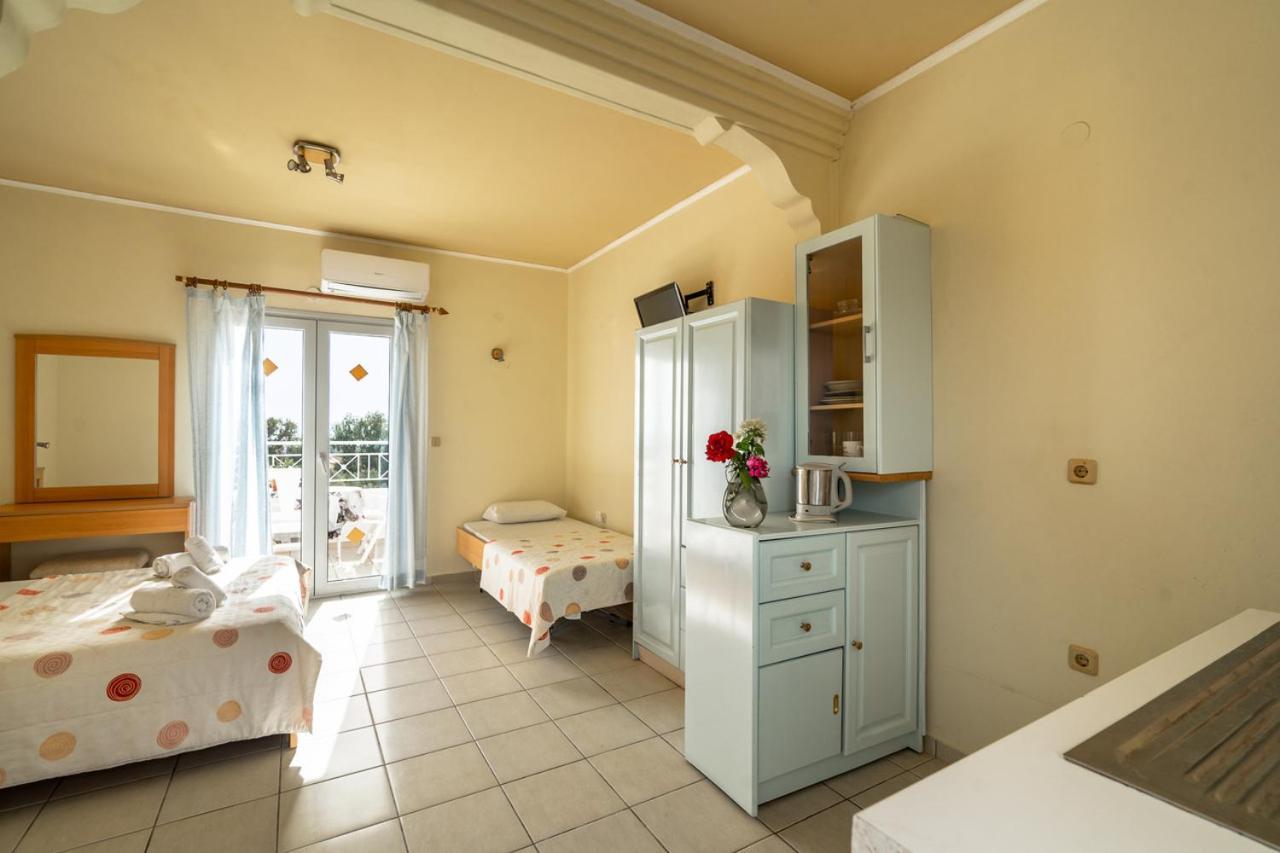 Helena Inn Svoronata Luaran gambar