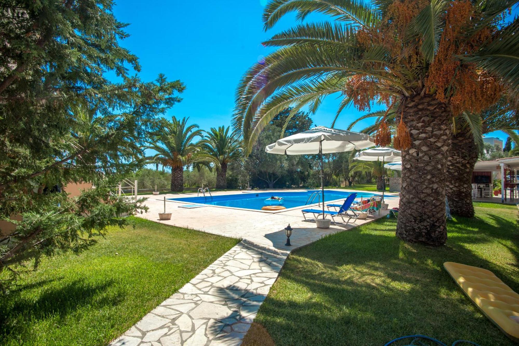 Helena Inn Svoronata Luaran gambar