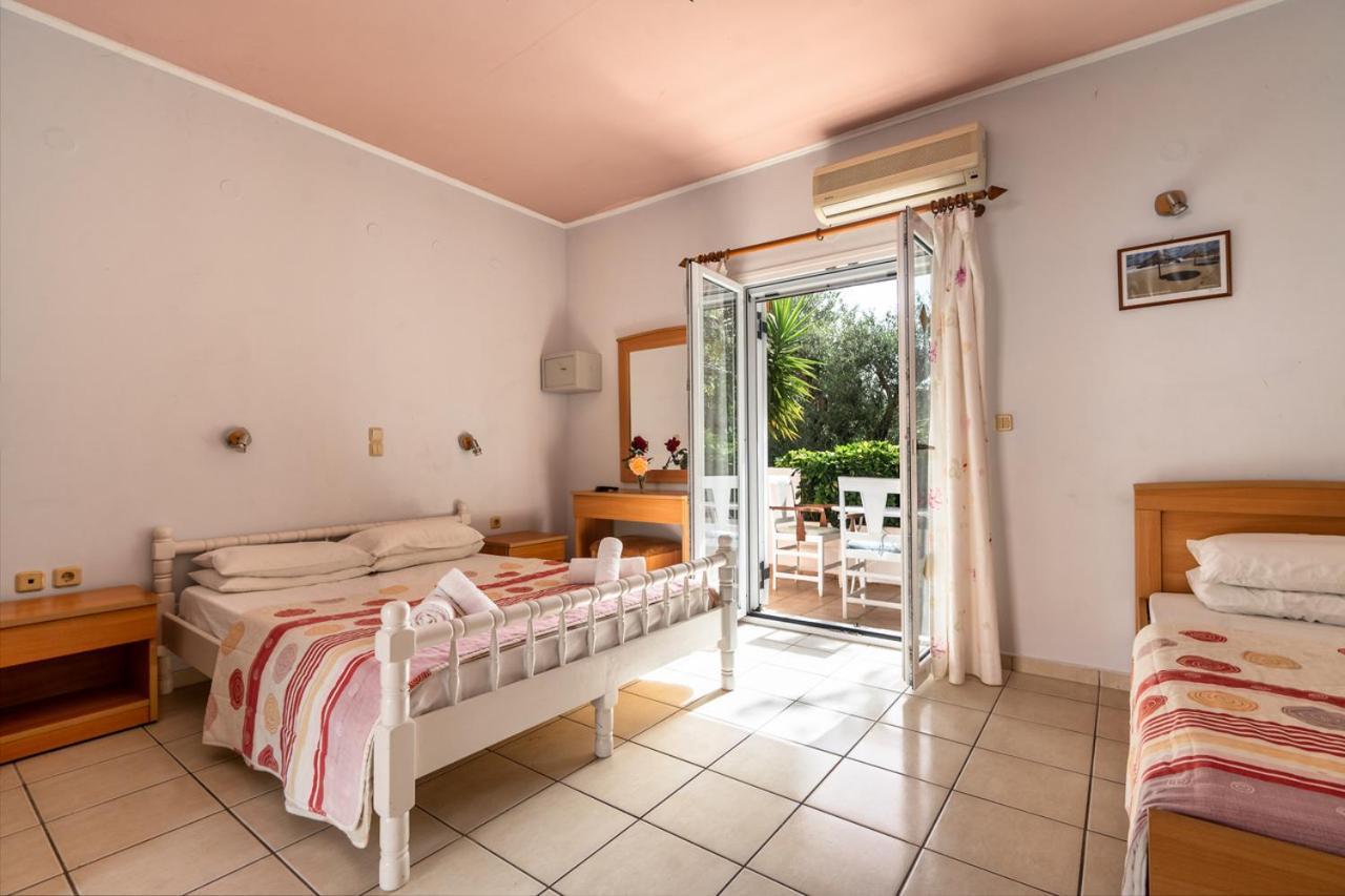 Helena Inn Svoronata Luaran gambar